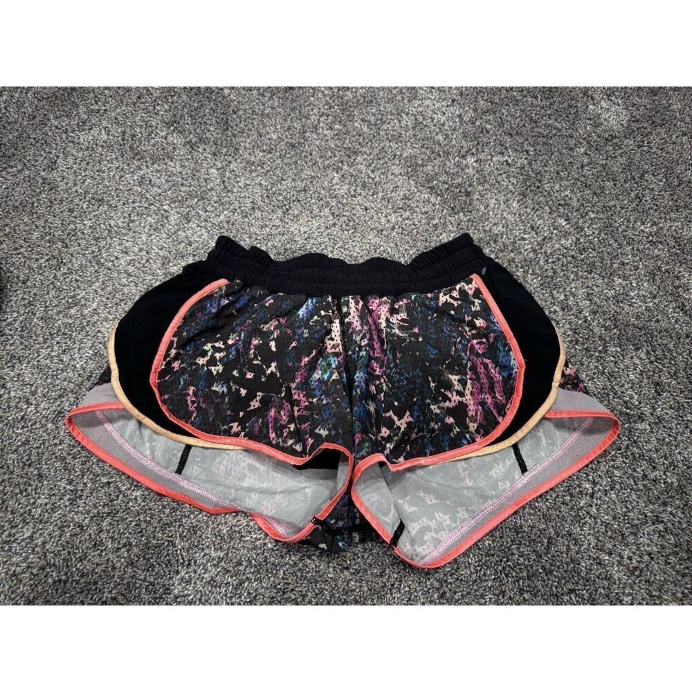 LULULEMON SUPER SQUAD SHORTS FLORAL SPORT WHITE MULTI/BLACK SIZE 6 EUC